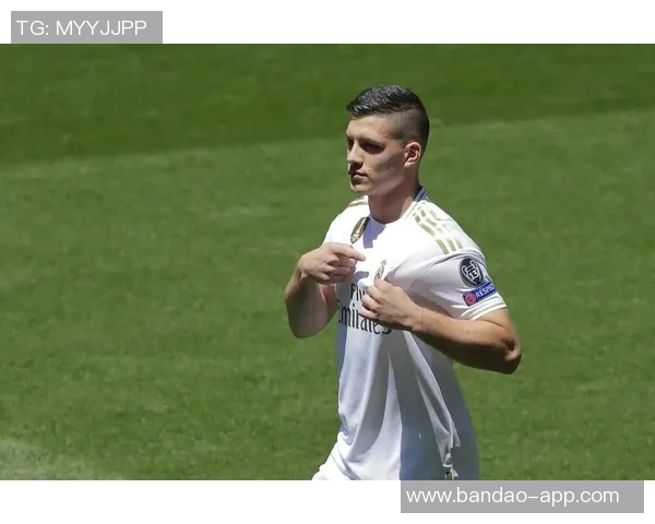 齐尔克泽身价骤降至2500万镑1月离队机会大增