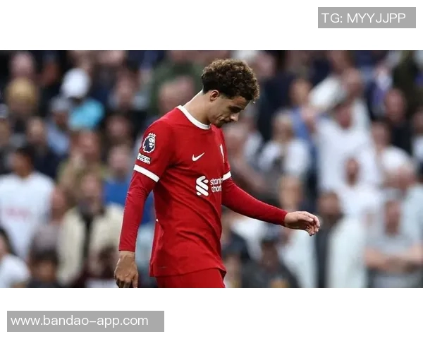 柯蒂斯琼斯感恩萨拉赫支持享受脚下有球的乐趣与挑战